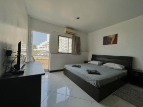 Emerald Hotel
